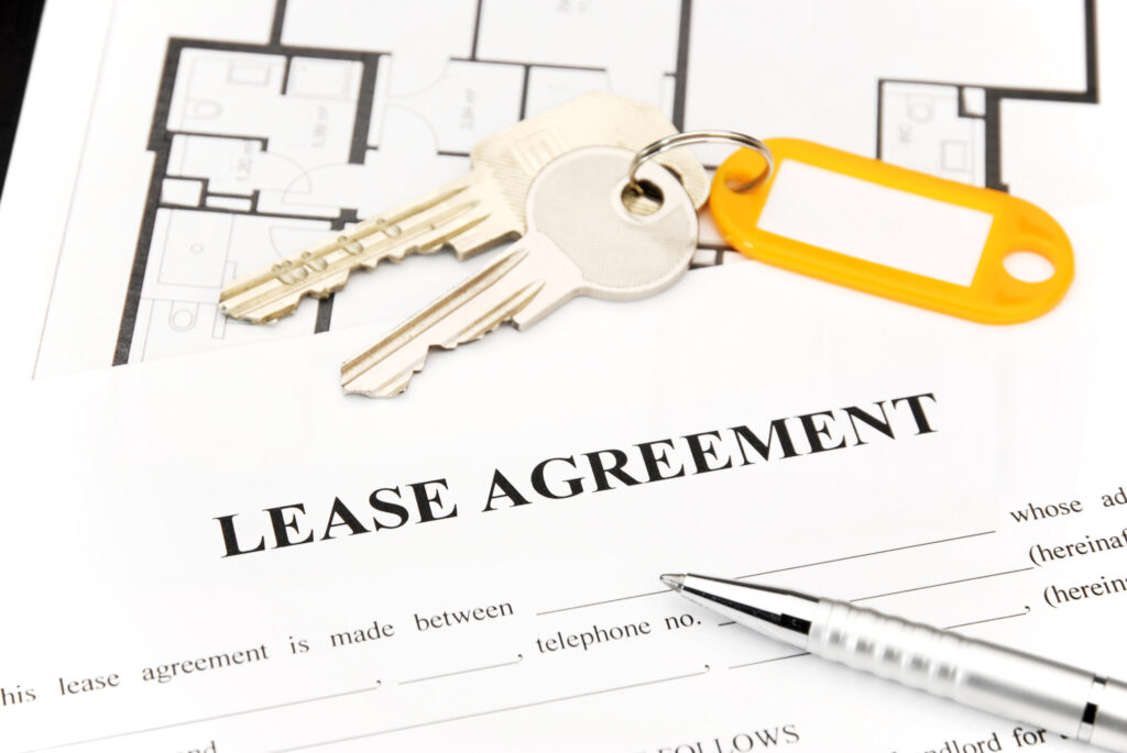 How does the lease agreement process work for rental homes?